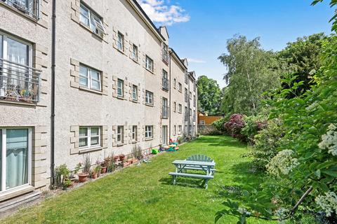 2 bedroom flat for sale, 3/6 Ambassador Court, Musselburgh, EH21 7AQ