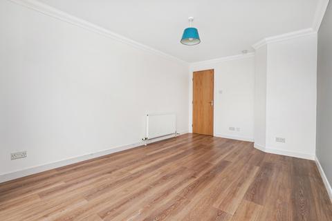 2 bedroom flat for sale, 3/6 Ambassador Court, Musselburgh, EH21 7AQ