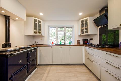 5 bedroom detached house for sale, Windsor Road, Crowborough