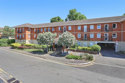 1 bedroom retirement property for sale, Roebuck Close, Bancroft Road, Reigate, Surrey, RH2