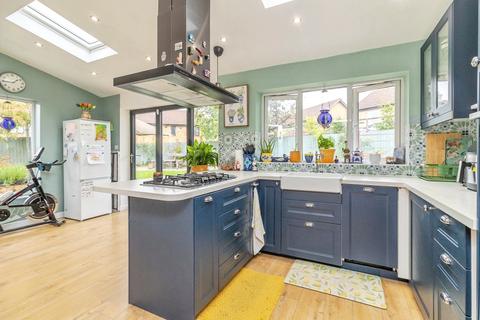 4 bedroom detached house for sale, Morebath Grove, Furzton, Milton Keynes, Buckinghamshire, MK4
