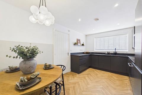 4 bedroom semi-detached house for sale, Coot Way, Stoke Bardolph, Burton Joyce, Nottingham