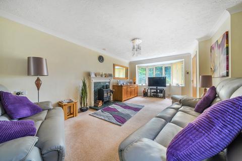 2 bedroom end of terrace house for sale, The Leas, Littlehampton BN16