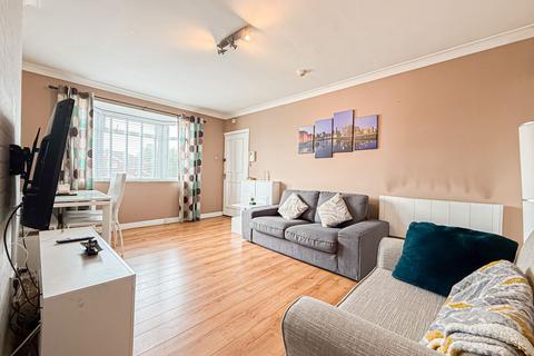 2 bedroom flat for sale, Pighue Lane, Liverpool, L13