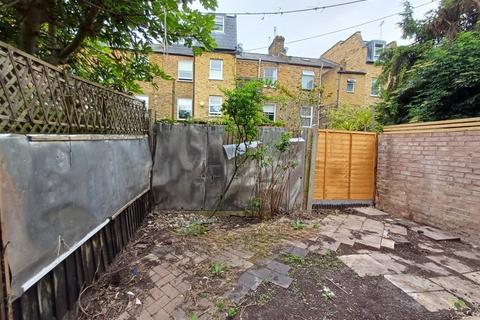 1 bedroom ground floor flat for sale, Westville Road, London