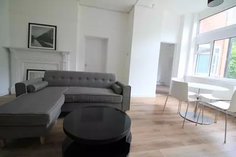2 bedroom apartment to rent – pohled 3