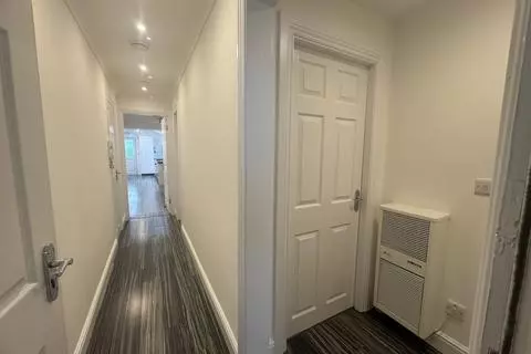 1 bedroom property to rent - Bild 6