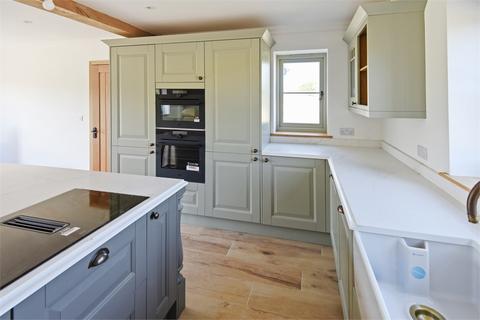 5 bedroom equestrian property for sale, Godington, Oxfordshire.