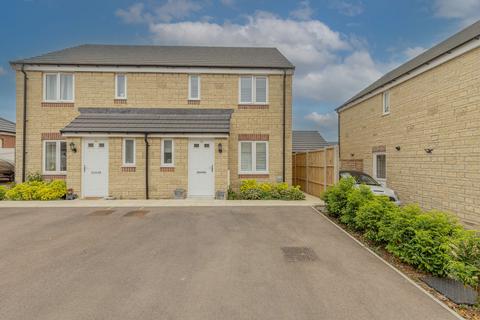 2 bedroom terraced house for sale, Sillars Green, Malmesbury, SN16
