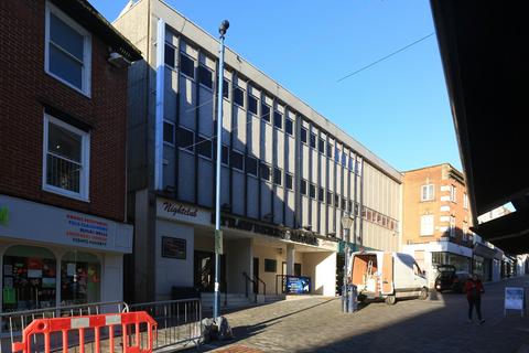 Pub for sale, 24-32 Gabriels Hl Maidstone ME15 6JG