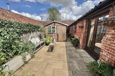 2 bedroom barn conversion for sale, Eversons Lane, Harleston