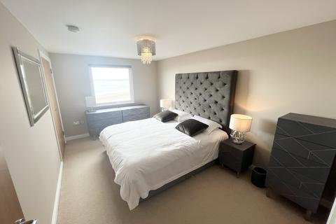 2 bedroom apartment to rent, Trawler Road, SWANSEA, SA1