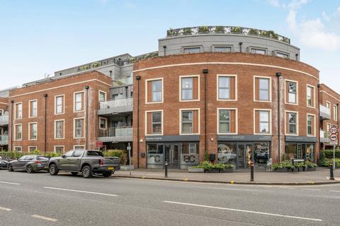 2 bedroom flat for sale, Queens Road, Weybridge, Surrey, KT13