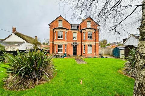 1 bedroom flat for sale, Lower Town, Halberton Tiverton EX16