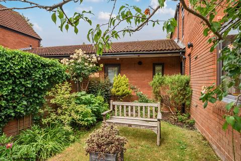 1 bedroom flat for sale, South Street, Farnham, GU9