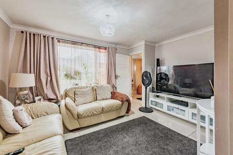 3 bedroom terraced house for sale, Woodfield Road, Crawley