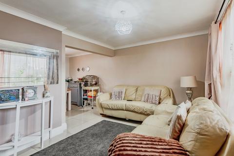3 bedroom terraced house for sale, Woodfield Road, Crawley