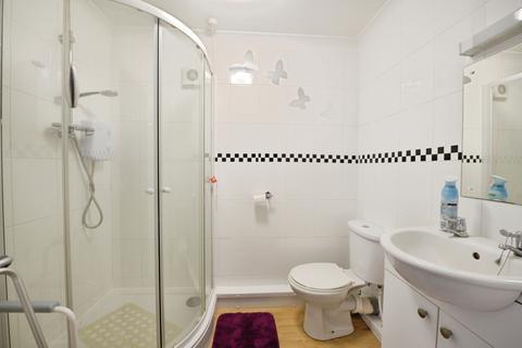 1 bedroom apartment for sale, Anglia Court, Dagenham RM8