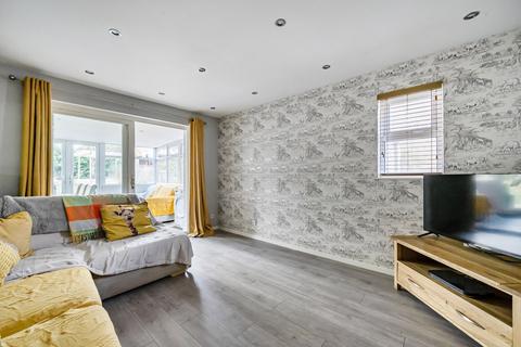 2 bedroom end of terrace house for sale, Sherington Mead, Chippenham SN15