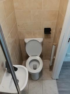 1 bedroom in a house share to rent, West Green Road, London, N15