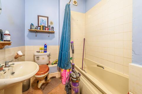 1 bedroom flat for sale, Trafalgar Square, Scarborough YO12