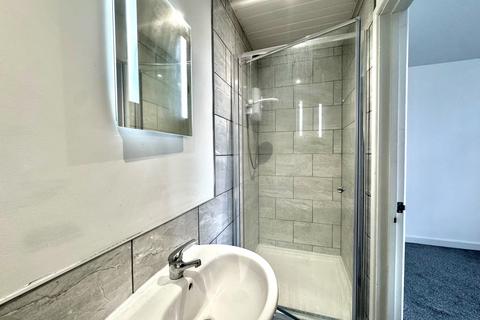1 bedroom in a house share to rent, Chichester Road, Portsmouth, PO2