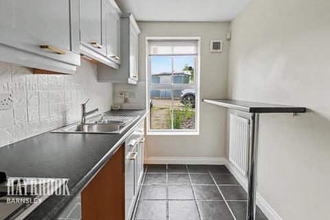 3 bedroom townhouse for sale, Stoney Croft, Hoyland