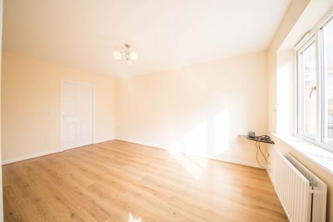 3 bedroom terraced house to rent, Charmouth Close, Newton-Le-Willows, WA12