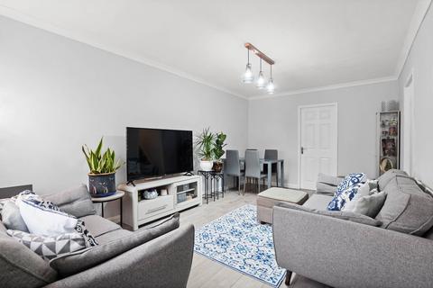 3 bedroom semi-detached house for sale, 54 Kenwood Avenue, Worcester. WR4 9BL