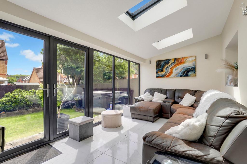 House in Ashfield, Hucknall - View 3