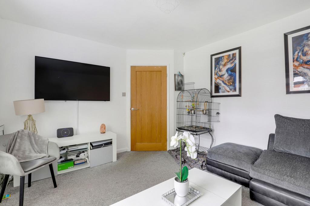 House in Ashfield, Hucknall - View 5