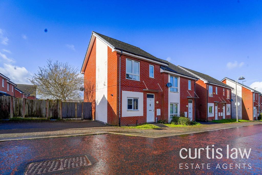 2 bedroom semi-detached house for sale