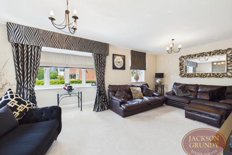 4 bedroom detached house for sale, Minster Road, Daventry, NN11 2PE