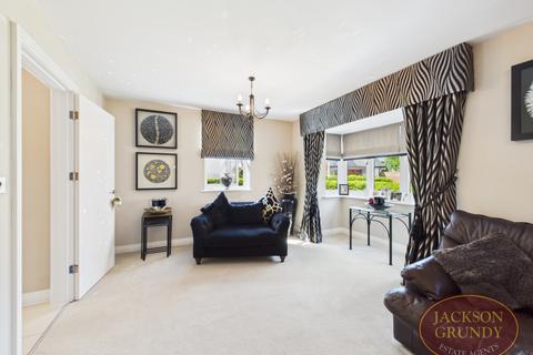 4 bedroom detached house for sale, Minster Road, Daventry, NN11 2PE
