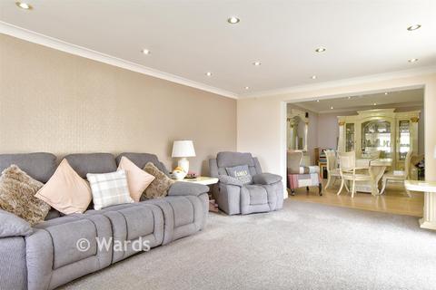 5 bedroom detached house for sale, Southsea Avenue, Sheerness ME12
