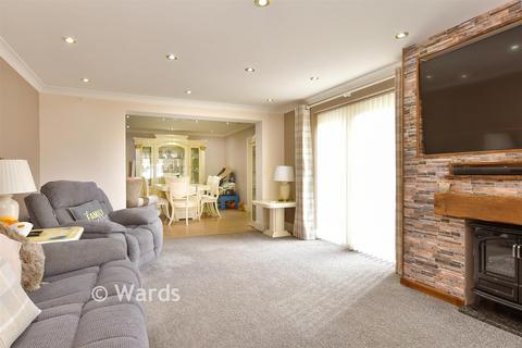 5 bedroom detached house for sale, Southsea Avenue, Sheerness ME12