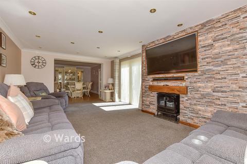 5 bedroom detached house for sale, Southsea Avenue, Sheerness ME12
