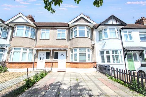 3 bedroom terraced house to rent, Buckhurst Way, Buckhurst Hill, IG9