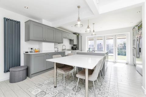 4 bedroom semi-detached house for sale, Wetherall Close, Sunderland, Tyne and Wear, SR5