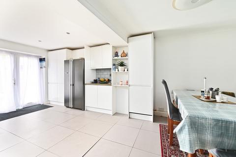 4 bedroom detached house for sale, York Road, Farnborough, GU14