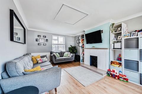3 bedroom end of terrace house for sale, Springfield Drive, Abingdon