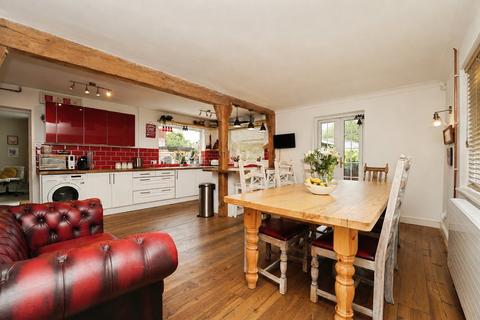 5 bedroom detached house for sale, Chestnut Lane, Stroud GL5