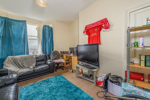 1 bedroom flat for sale, Trafalgar Square, Scarborough YO12