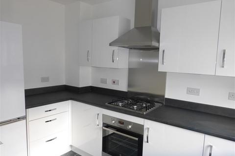 2 bedroom house to rent, Boldison Close, Bicester Road, AYLESBURY