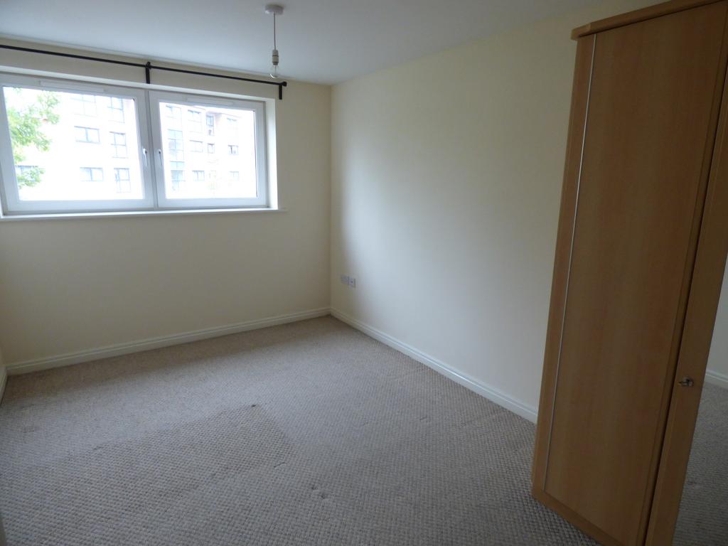 Lowbridge Court, Liverpool, L19 – pohled 5