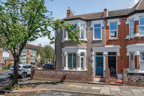 1 bedroom end of terrace house for sale, Howard Road, Bromley, Kent, BR1