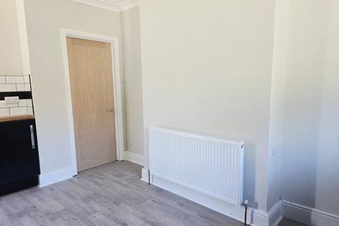 3 bedroom bungalow for sale, Queens Rise, Bradford, West Yorkshire, BD2