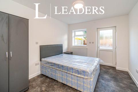 1 bedroom house to rent, Lichfield Road, Brownhills, Walsall, WS8