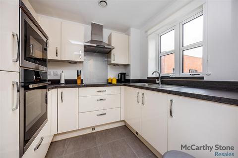 2 bedroom apartment for sale, Caesars Place, Ockford Road, Godalming, Surrey, GU7 1QW