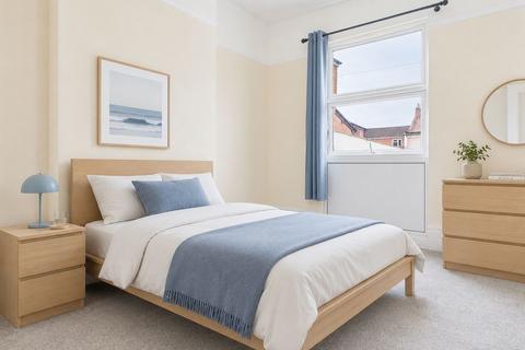 2 bedroom apartment for sale, Cross Street, Burnham-on-Sea, TA8